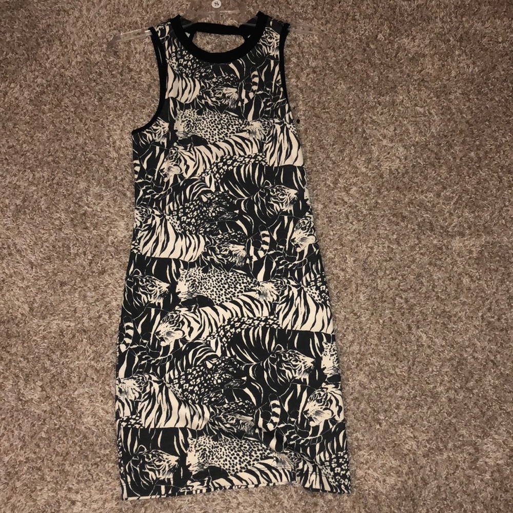 Black and white dress